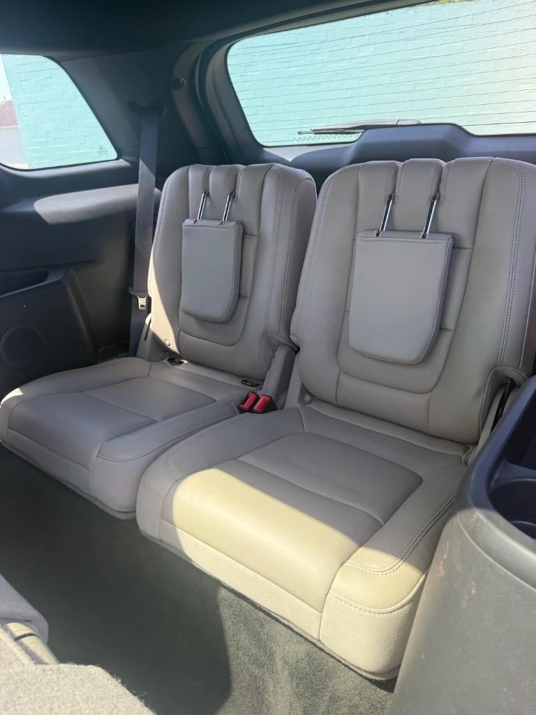 2014 Ford Explorer XLT - Photo 11