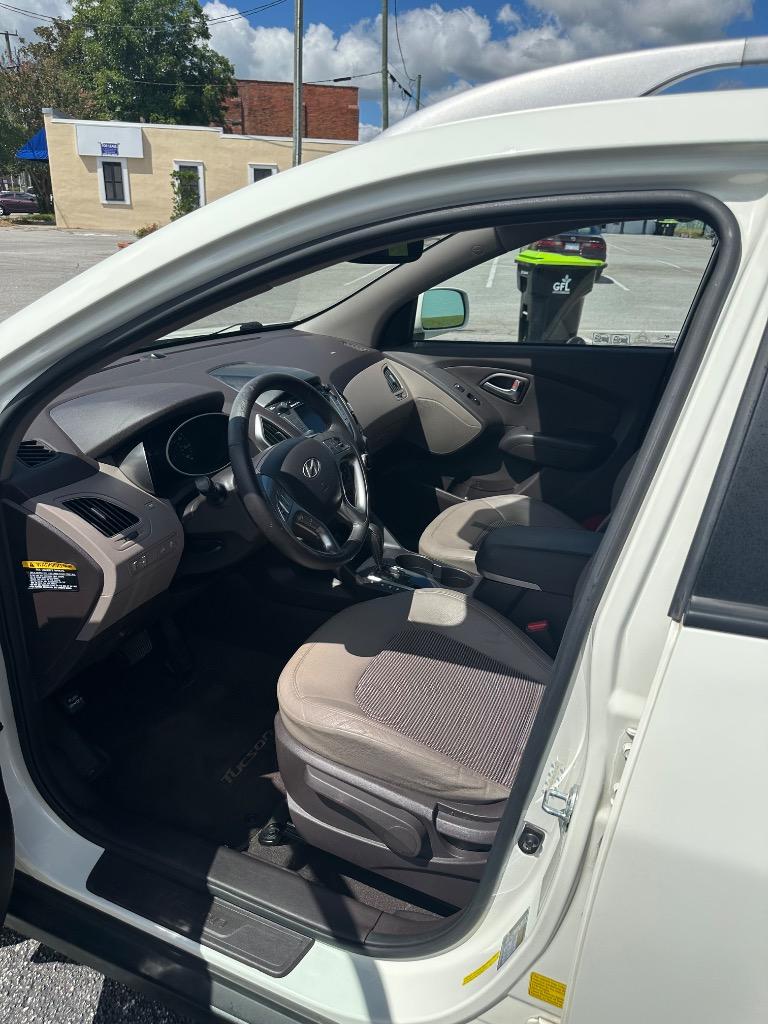 2011 Hyundai Tucson GLS - Photo 11