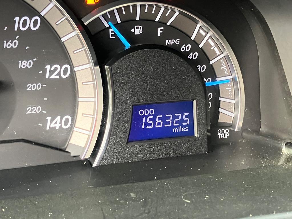2012 Toyota Camry SE - Photo 18