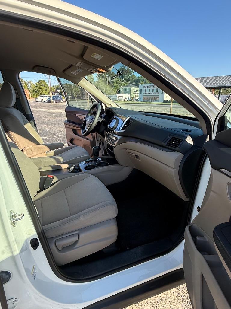 2016 Honda Pilot EX - Photo 14