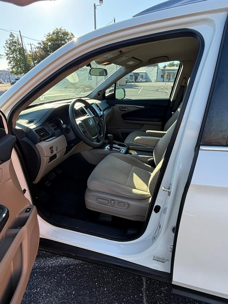 2016 Honda Pilot EX - Photo 9