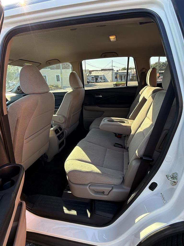 2016 Honda Pilot EX - Photo 10
